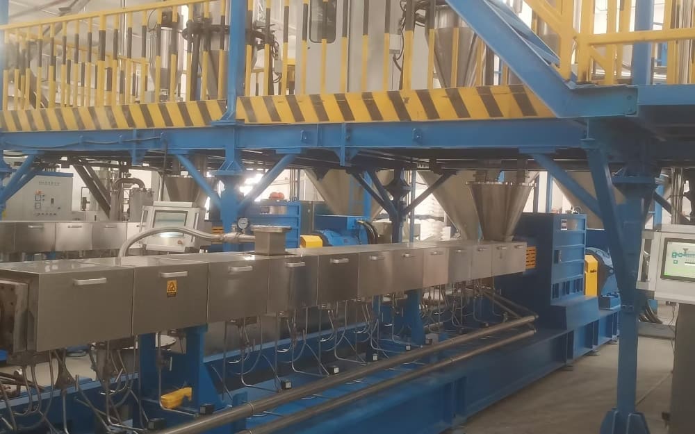 Polyolefin Compounding Line with SAT110 Twin Screw Extruder - USEON